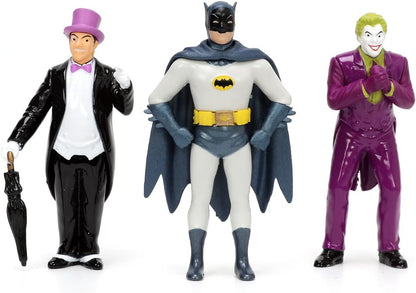 Jada - DC Batmobile 1966 Deluxe con cuatro figuras - Set de Alta Calidad de la Serie de TV Batman Clásico con Coche, Batman, Robin, Joker y Pingüino a Partir de 8 Años. (253215011)