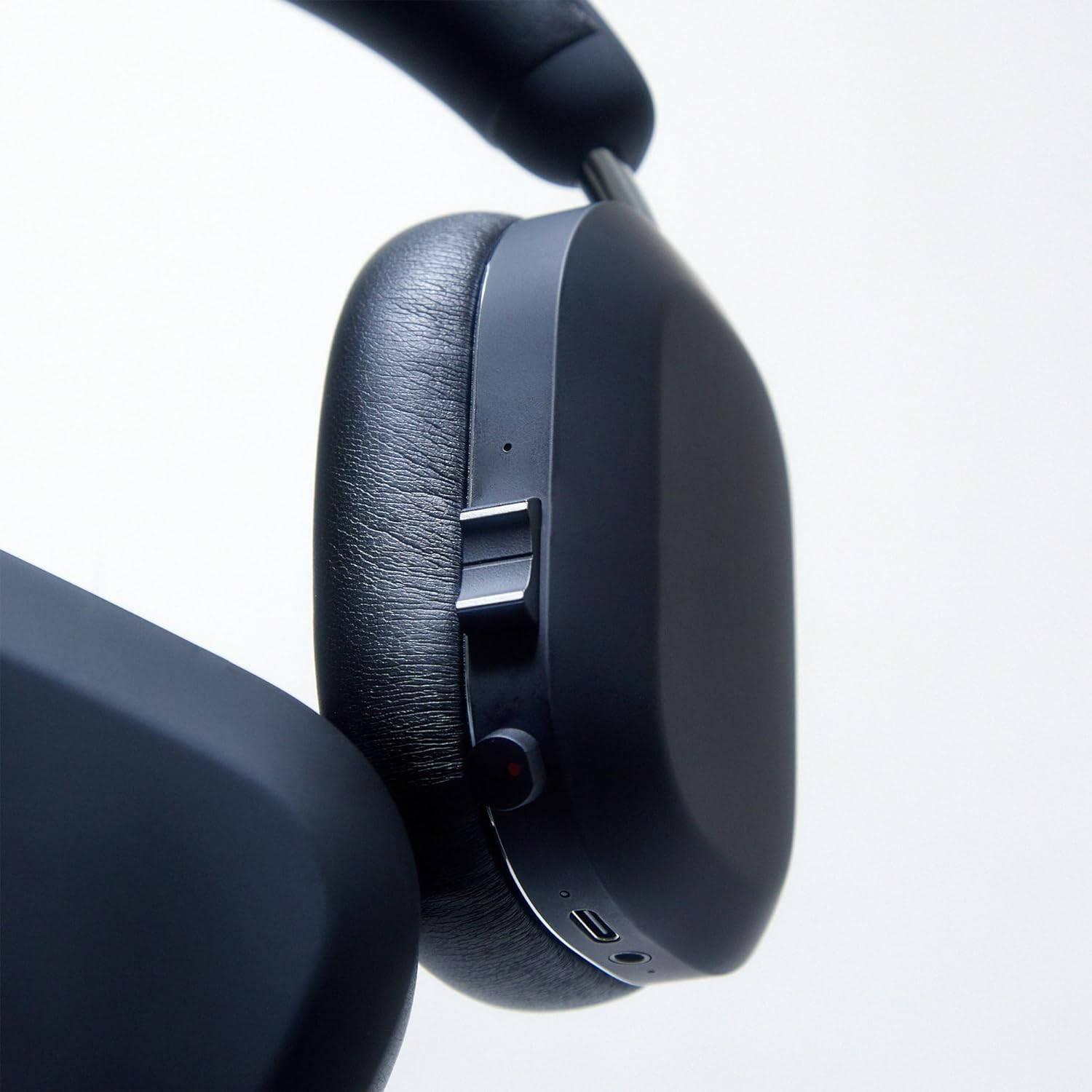 Defunc Mondo Over-Ears Wireless Headphones with Optional Cable - 45H of Active Play Time - Bluetooth - Dual ENC Microphones and Drivers (Black