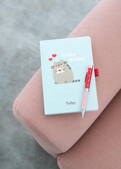 Grupo Erik Pusheen Love Collection Premium A5 Notebook With Projector Pen | Notebooks A5 | Notepads A5 | A5 Notepad | Pusheen Gifts | Pusheen Stationery | Pusheen Cat