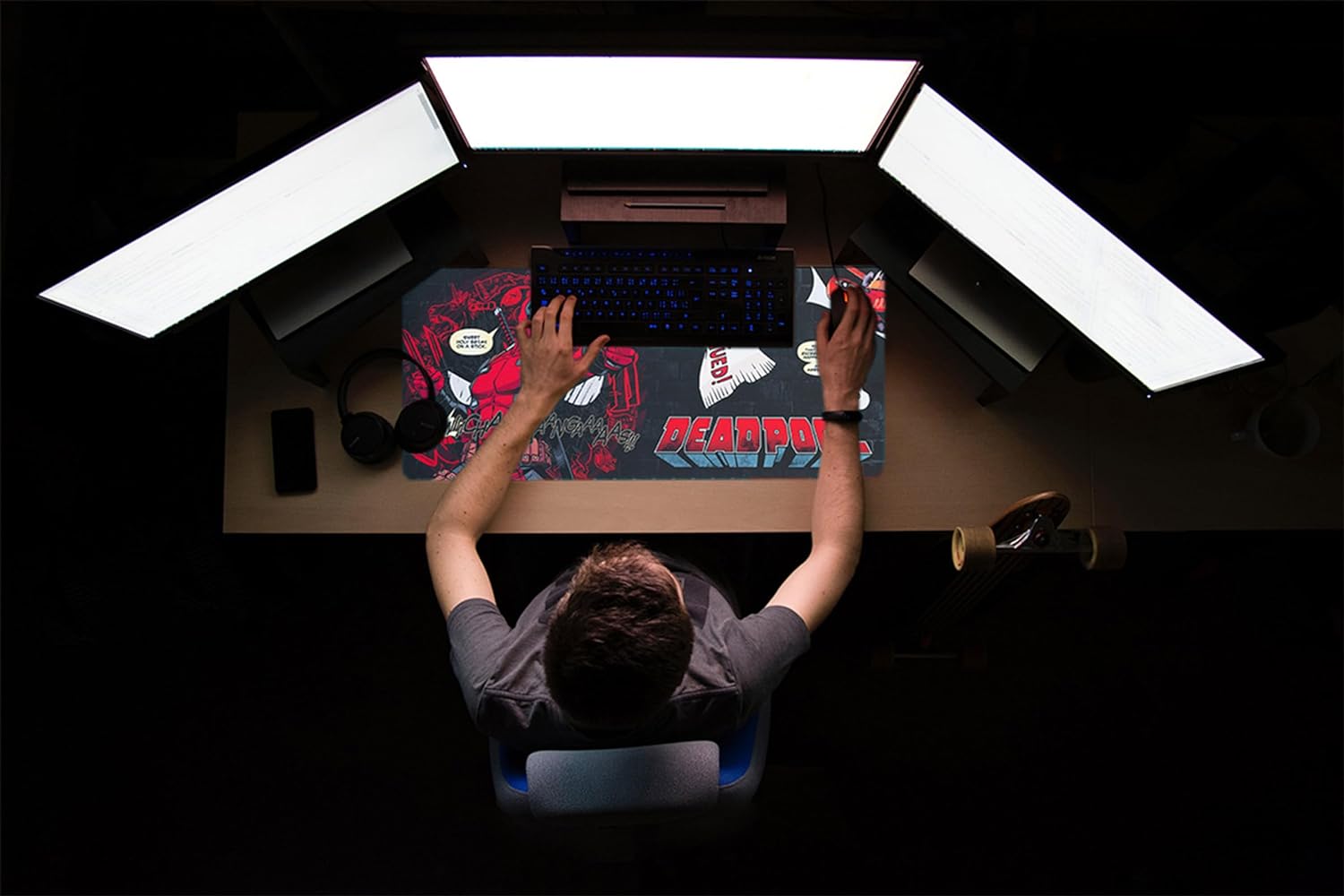 Grupo Erik Gaming Mauspad XXL Marvel Deadpool Gaming Mousepad XXL rutschfest und Wasserabweisend Mauspad Groß - Mouse Pad XXL Gaming SchreibtischunterlagePC Zubehör Gaming
