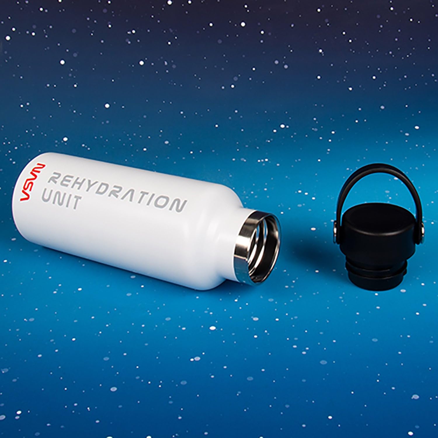 NASA Water Bottle. 500ml Capacity, Metal, Double-Walled Hot or Cold Drinks Bottle. Keeps Temerature for Up to 8 Hours. NASA Space Inspired Rehydration Unit.