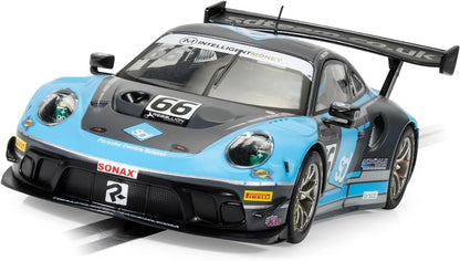 Scalextric C4415 Porsche 911 R-Team Parker British 2022 GT/Prototype GT3 Racing Slot Car