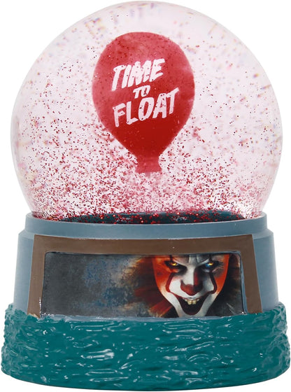 Half Moon Bay Pennywise Schneekugel Weihnachtsschmuck | Halloween-Heimdekoration & Horror-Merchandise-Artikel | Schneekugeln für Erwachsene & Halloween-Dekor | Horror-Geschenke & Horror-Figuren