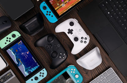 8BitDo Ultimate Bluetooth & 2.4g Controller with Charging Dock for Switch and Windows - White Single