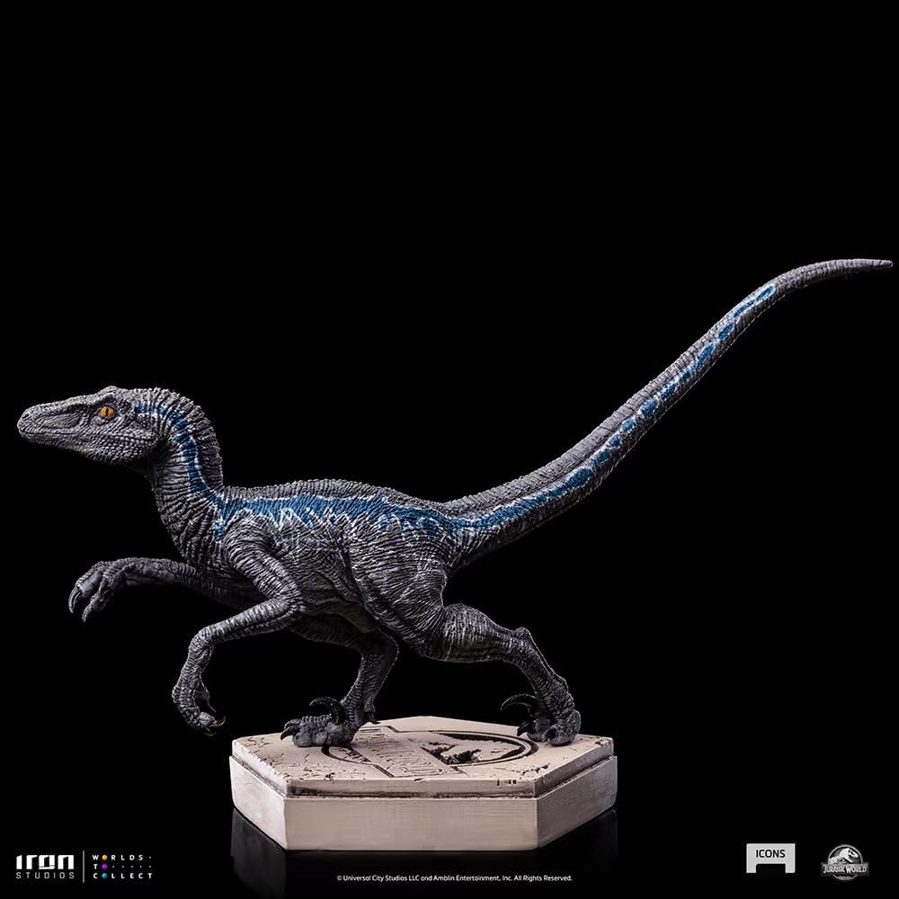 Iron Studios Jurassic World Icons Velociraptor Blue 9 cm
