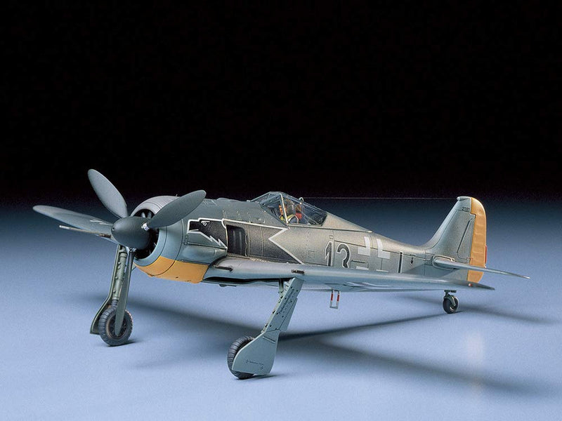 Tamiya 61037 Focke Wulf Fw190A-3 Model Kit