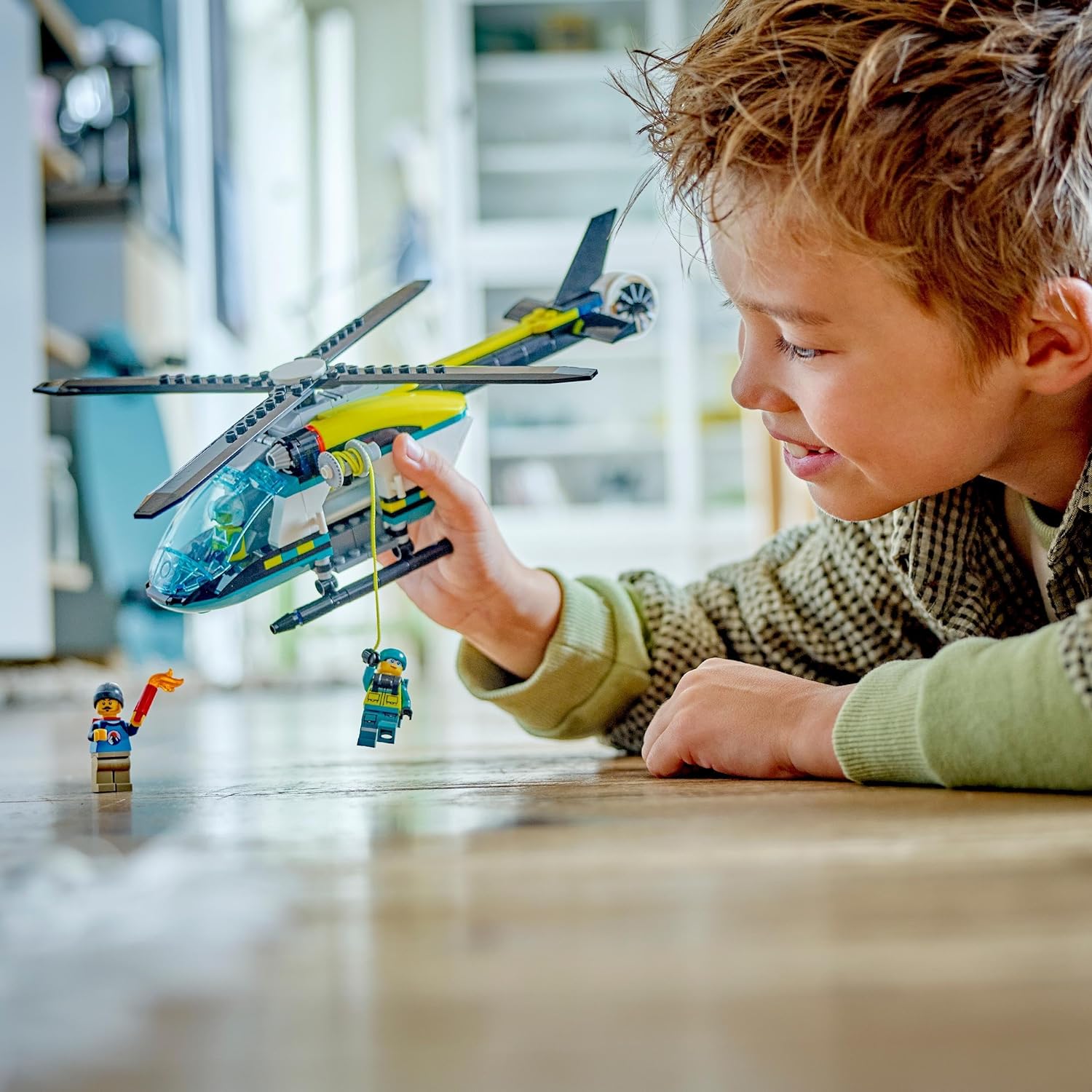 LEGO City Emergency Rescue Helicopter Toy for 6 Plus Year Old Boys & Girls, Vehicle Building Set with Winch, Spinnable Rotors and 3 Minifigures for Imaginative Play, Fun Birthday Gift for Kids 60405 Toy Building Block