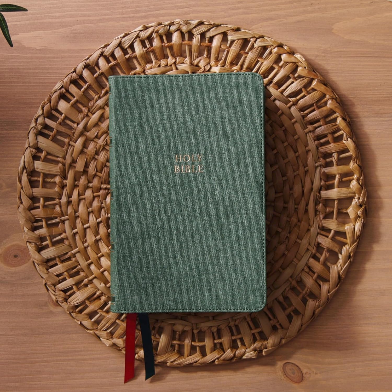 NKJV, Single-Column Reference Bible, Verse-by-verse, Green Leathersoft, Red Letter, Comfort Print