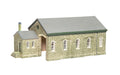 Hornby TT9007 Güterschuppen, Modelleisenbahn TT Spur Gebäude, Modelleisenbahn Zubehör zum Hinzufügen von Landschaft, Dioramen, Wald, Gebäuden und mehr, Modellbau Kits - Maßstab 1/120 Modellzubehör