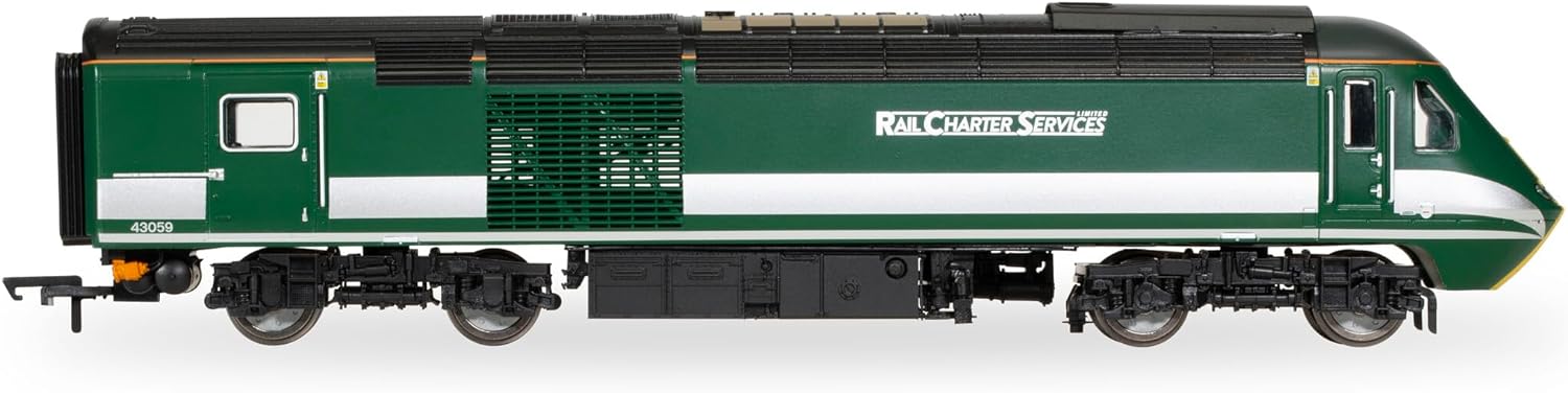 Hornby R30204 Rail Charter Services HST Train Pack - Era 11 Diesel Lokomotive Modelleisenbahn Zug 00 Spur