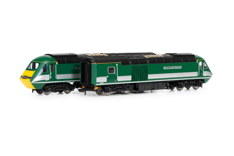 Hornby R30204 Rail Charter Services HST Train Pack - Era 11 Diesel Lokomotive Modelleisenbahn Zug 00 Spur