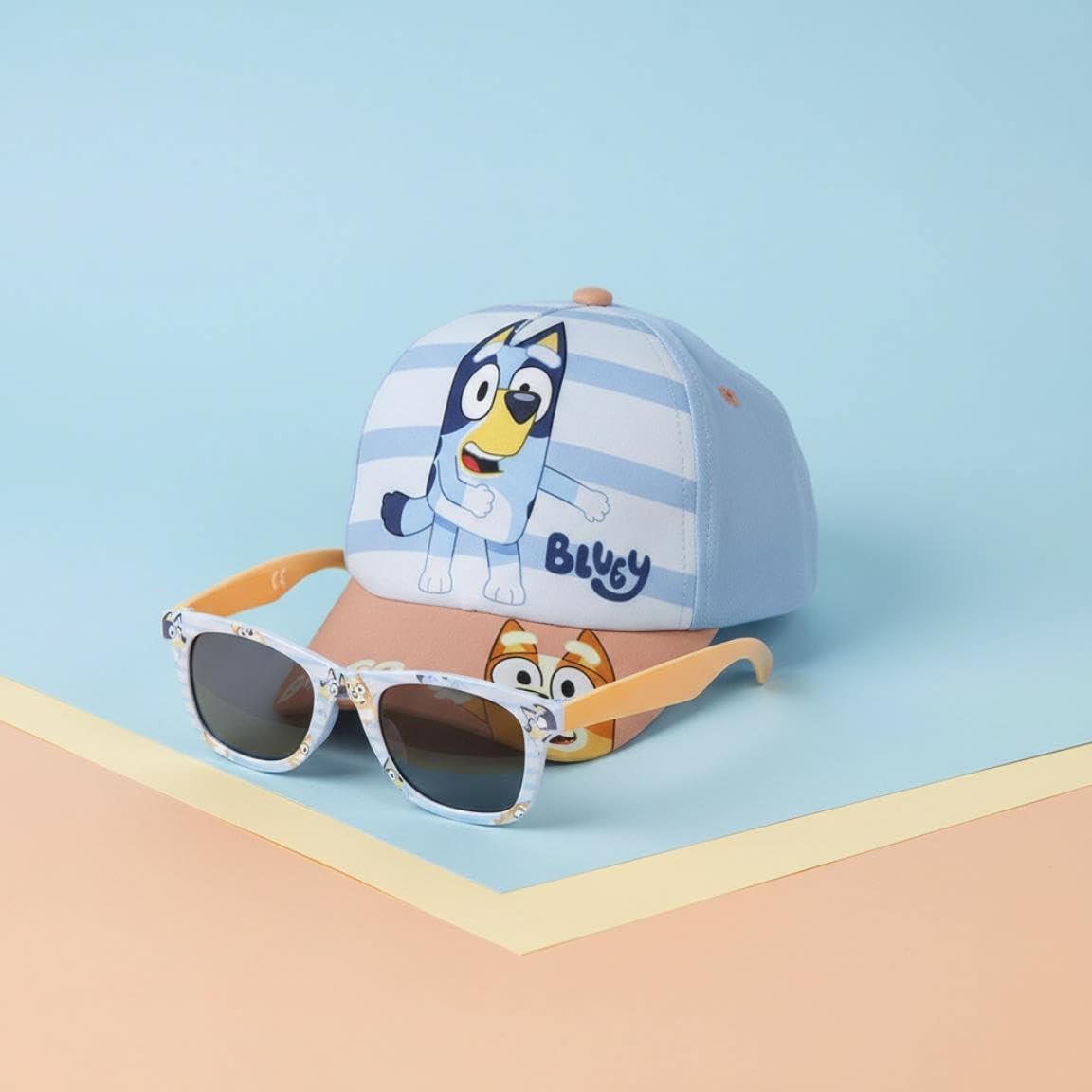 CERDÁ LIFE'S LITTLE MOMENTS Unisex Kids Bluey Mütze und Sonnenbrille im Set Sunglasses, Multicolor, Standard