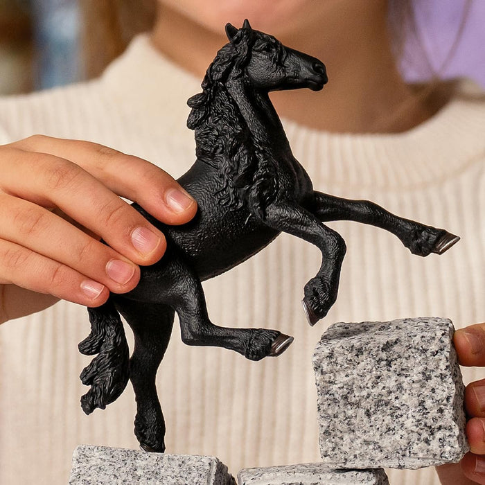 SCHLEICH 13975 HORSE CLUB Friesian Stallion Figurine for ages 5+