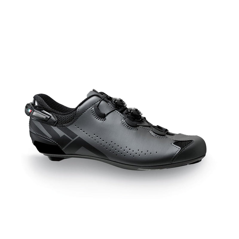 Sidi Fahrradschuhe, professionelle Rennradschuhe für Herren, Shot 2S, verstellbare Ferse, innovatives Verschlusssystem, Carbon-Boost-SRS-Sohle, Steifigkeitssohle 1