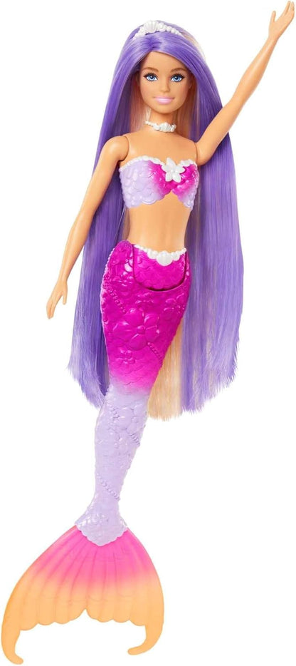 Barbie Muñeca sirena Malibú que cambia de color con el agua con accesorios de moda y delfín, serie Un toque de magia, juguete +3 años (Mattel HRP97)