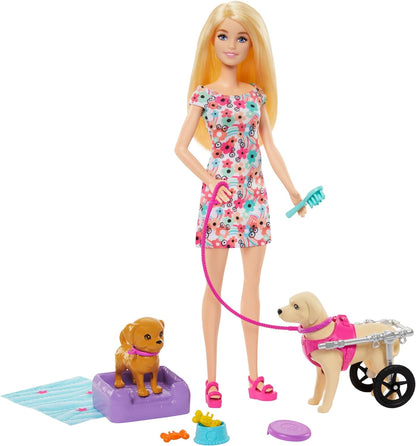 Barbie Muñeca Rubia paseadora de Perro con Silla de Ruedas extraíble, con 2 Mascotas y Accesorios, Juguete +3 años (Mattel HTK37