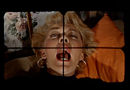 Peeping Tom   (English audio. English subtitles)