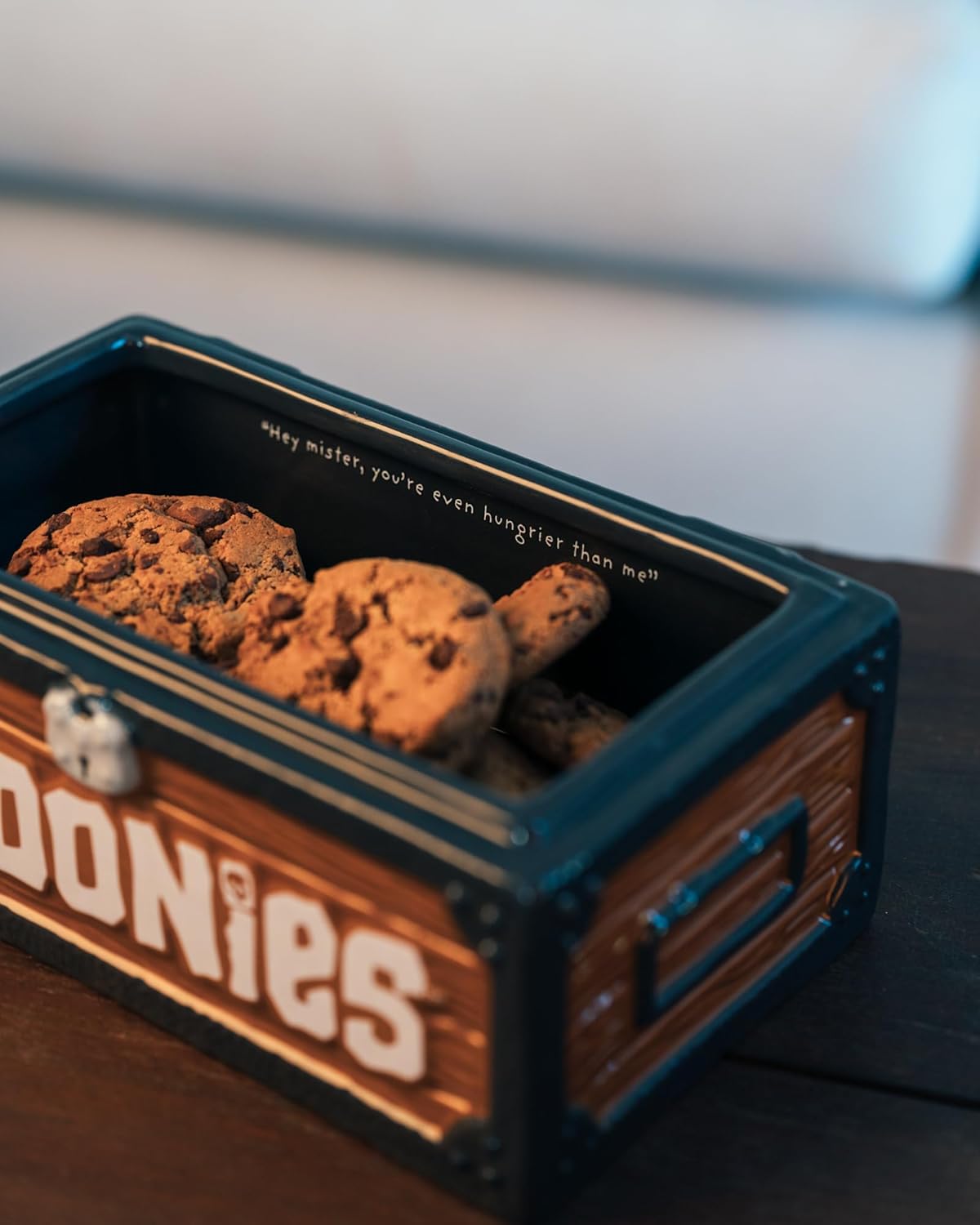 Grupo Erik Keksdose Keramik The Goonies - Keksglas mit Deckel Groß 20 x 11,5 x 13,5 cm Vorratsbehälter mit Deckel Offizieller Die Goonies Fanartikel