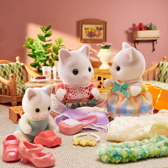 Sylvanian Families - 5738 Latte Cat Family - Dollhouse Playsets