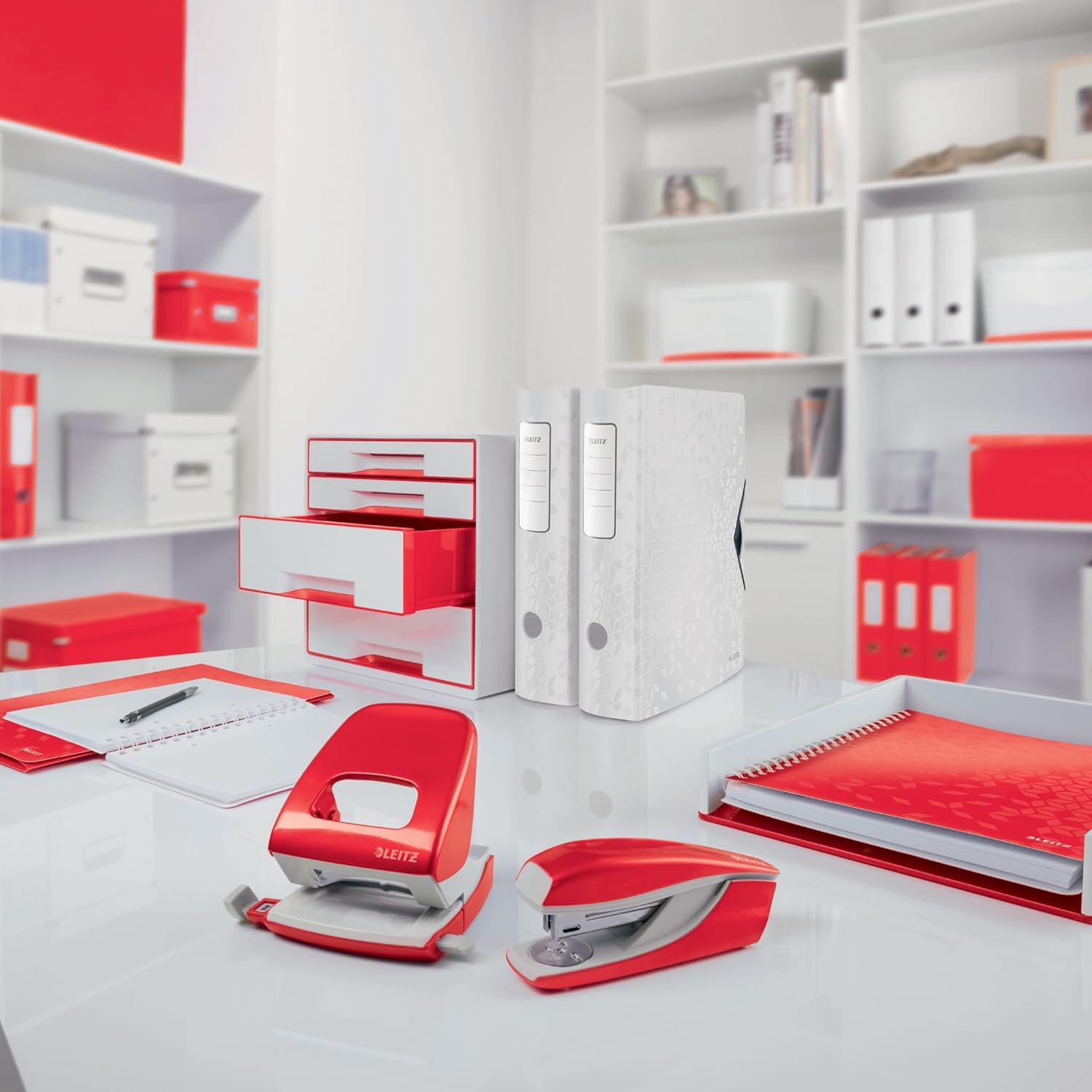 Leitz WOW Bandeja Organizadora de Escritorio, Bandeja para Papel A4, Blanco/Rojo, 53611026