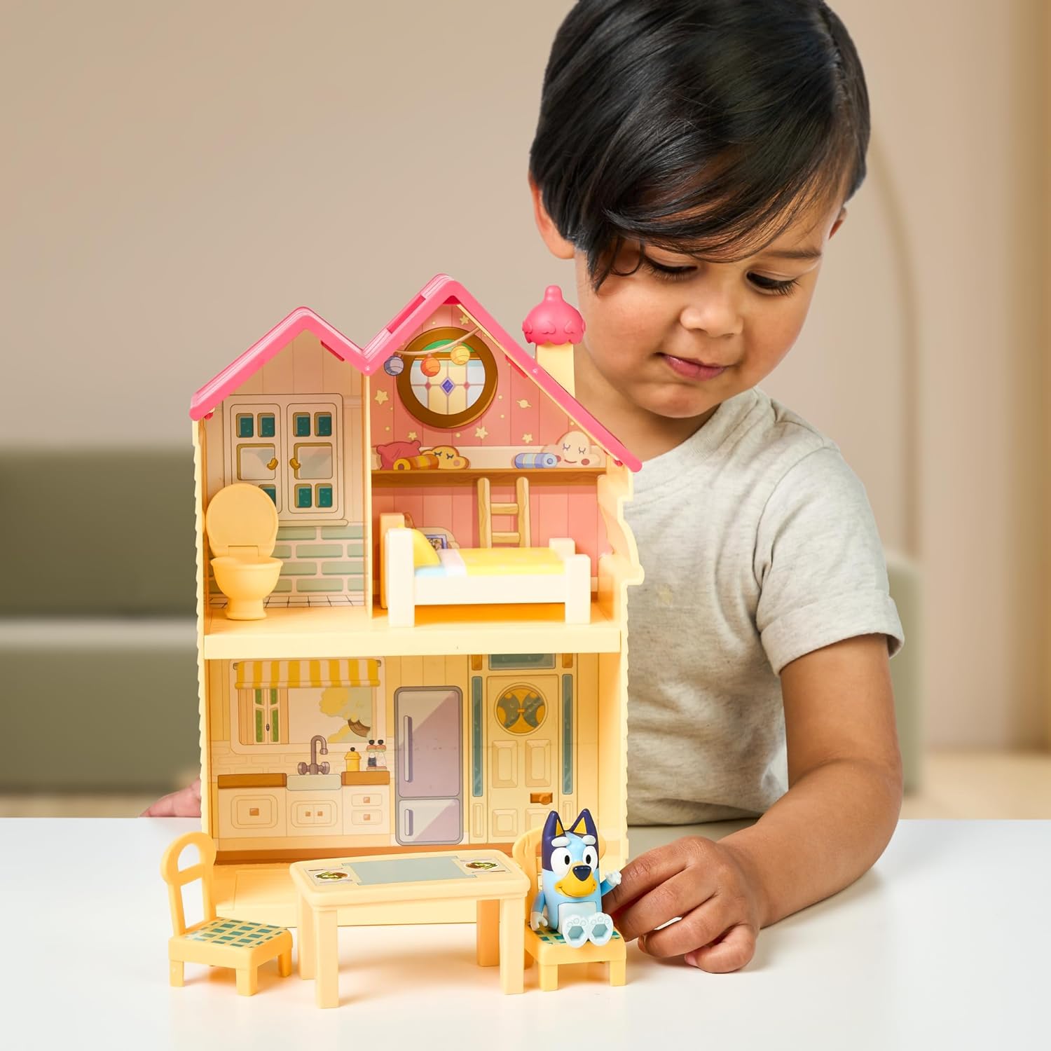 Bluey Mini Home Playset Compact House Playset With Carry Handle Three Different Rooms Kitchen & Mini Playsets Ice Cream Shop Playset Includes Articulated Bingo Figure And Accessories