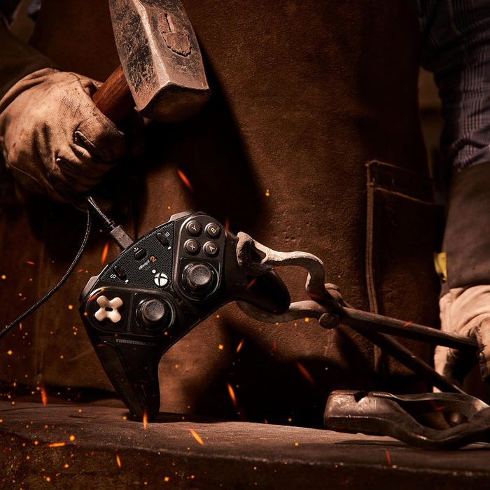 Thrustmaster ESWAP X2, Modular Gamepad for Xbox Series X|S and PC, Responsive Mechanical Buttons, Precise Mini-Sticks, D-Pad, Pro Fighting Controller