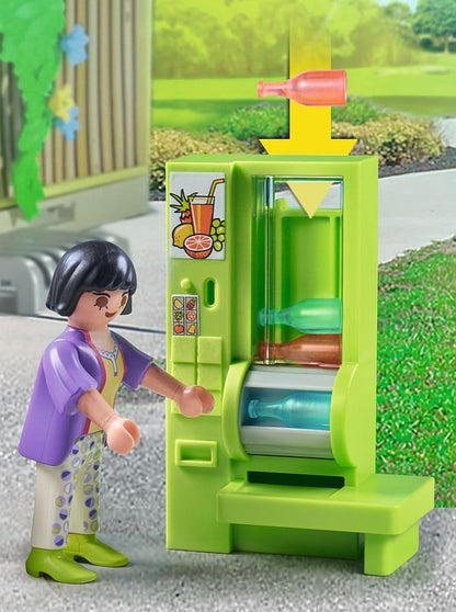 Playmobil 71333 City Life Lunch Kiosk, compatible with other school Sets, Educational Toy, Fun Imaginative Role-Play, PlaySets Suitable for Children Ages 4+