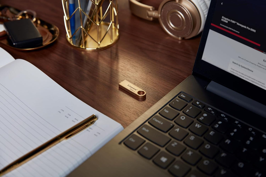 Kingston DataTraveler SE9 Gen 3- 512GB - 220MB/s read- Metal - USB 3.2 Gen 1 -Gold