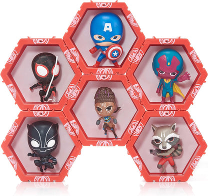 WOW! PODS Avengers Collection - Captain America | Superhero Light-Up Bobble-Head Figure | Official Marvel Collectable Toys & Gifts
