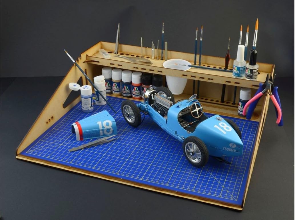 Italeri 50833 Workstation MDF DIN A3, Craft Tool, Plastic Model Building Accessories