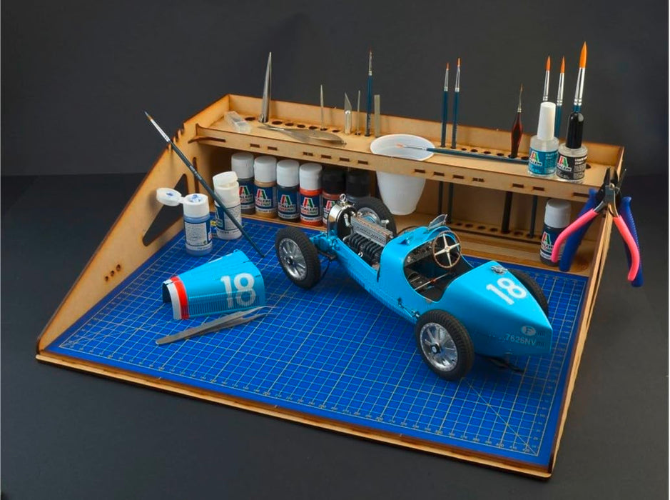 Italeri 50833 Workstation MDF DIN A3, Craft Tool, Plastic Model Building Accessories