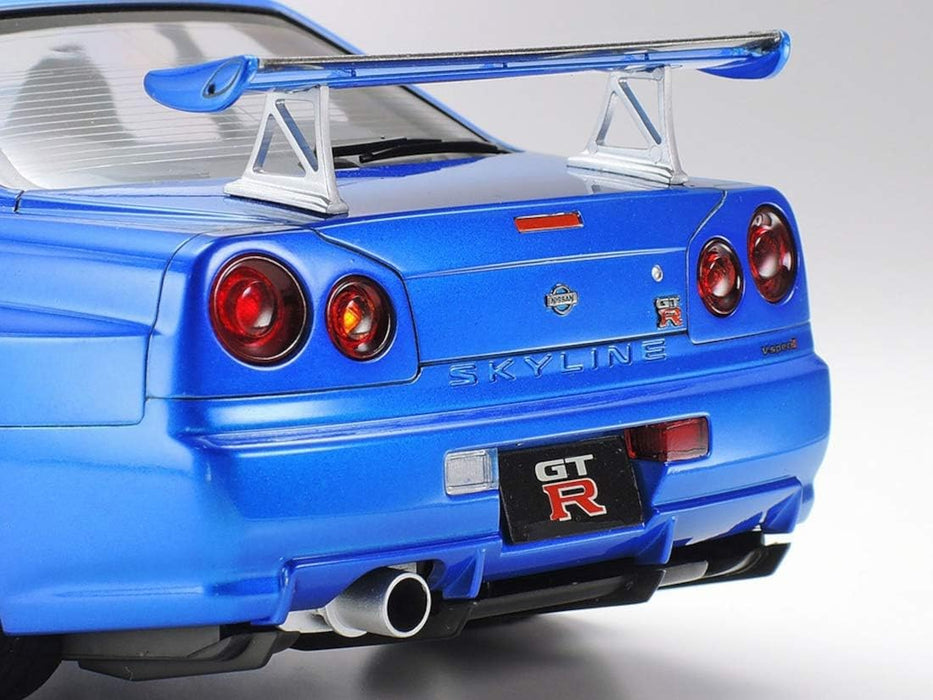 Tamiya 1: 24 Nissan Skyline GT R V Spec II (R34) (Book