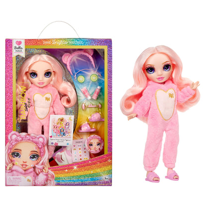 Rainbow High Junior High PJ Party - Bella (Roze) - 22 cm Beweegbare Pop met Zachte Onesie, Slippers en Speel Accessoires - Kinderspeelgoed - Geweldig voor Leeftijden 4-12 Jaar