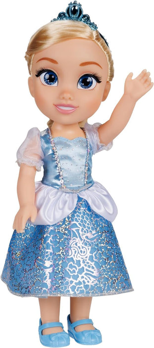 Disney Princess – bambola 38 cm di Cenerentola, con i suoi abiti iconici arricchiti da dettagli glitterati, tiara scintillante e scarpette coordinate, i suoi occhi brillano