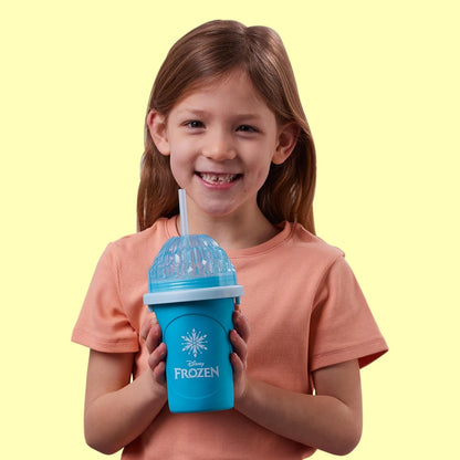 ChillFactor 08157 Disney Frozen Elsa-Reusable, Homemade Squeeze Cup slushy Maker Kitchen Toys