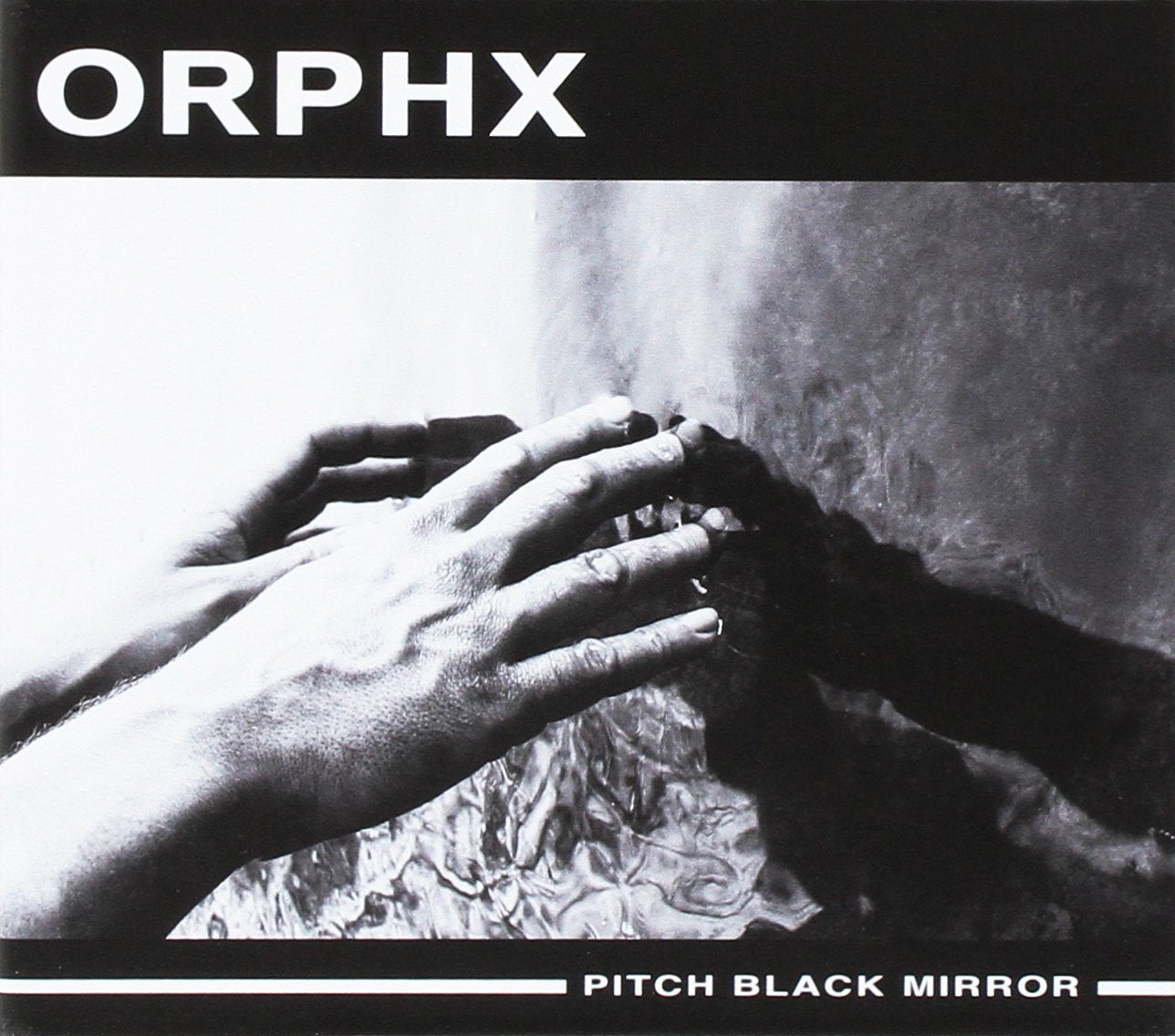 PITCH BLACK MIRROR
