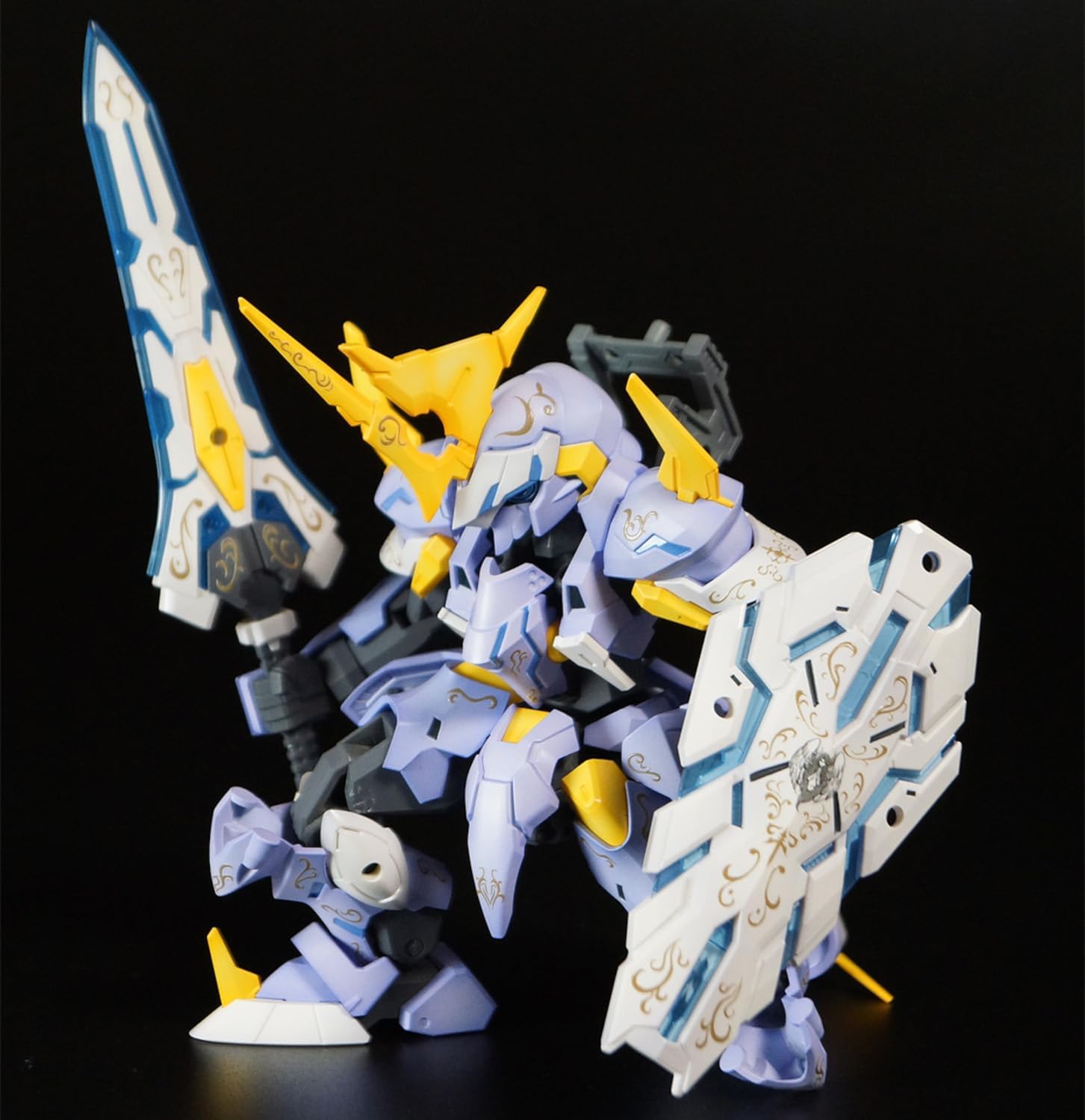 Plum - Pla Act13 Arthur Armor Decoration Kit