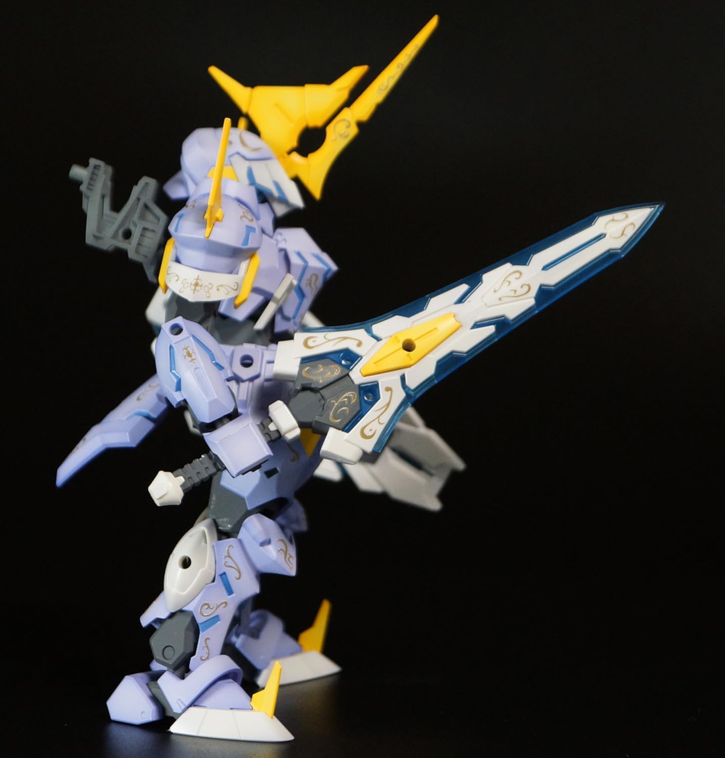 Plum - Pla Act13 Arthur Armor Decoration Kit