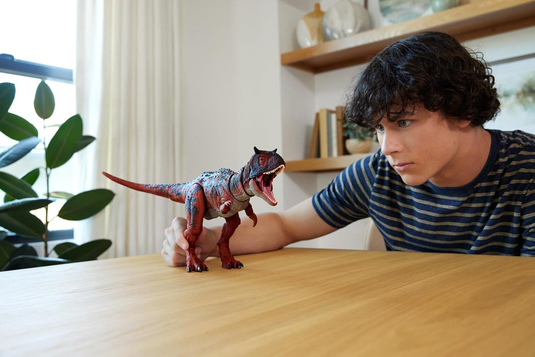 Jurassic World Hammond Collection Fallen Kingdom Carnotaurus Dinosaur Action Figure, Large Species Premium Articulated Figure, HTK44