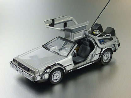 Collectors Réplica Delorean Regreso Al Futuro 1 Escala 1/24