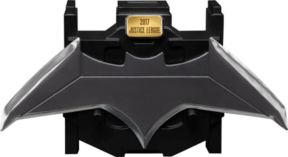 Ikon Design Studio Justice League Nachbildung 1/1 Batarang 20 cm