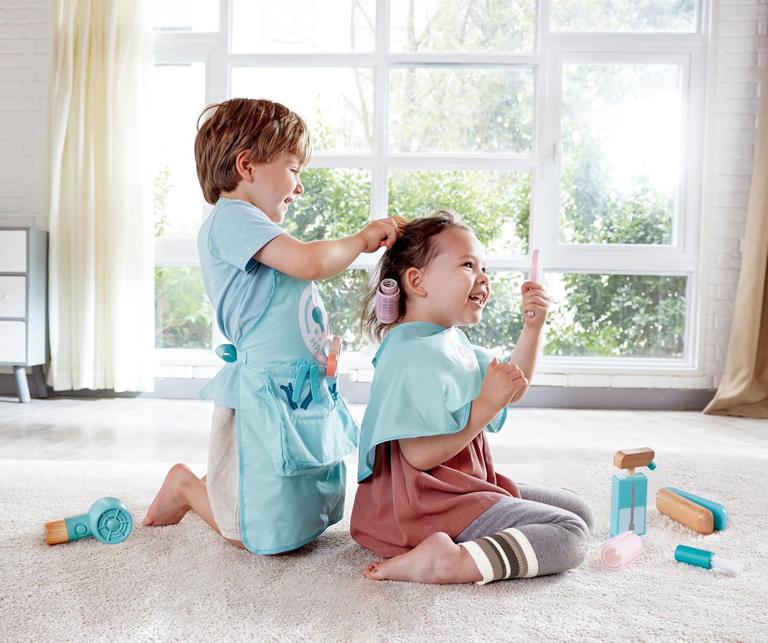Hape Super Stylish Hair Salon Set – Imaginative Role-Play, Fine Motor Skills & Realistic Fun, Ages 3+