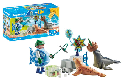 Playmobil 71448 My Life: Keeper with Animals, birthday party with two seals and a baby seal, fun imaginative role-play, artistic play sets suitable for children ages 4+
