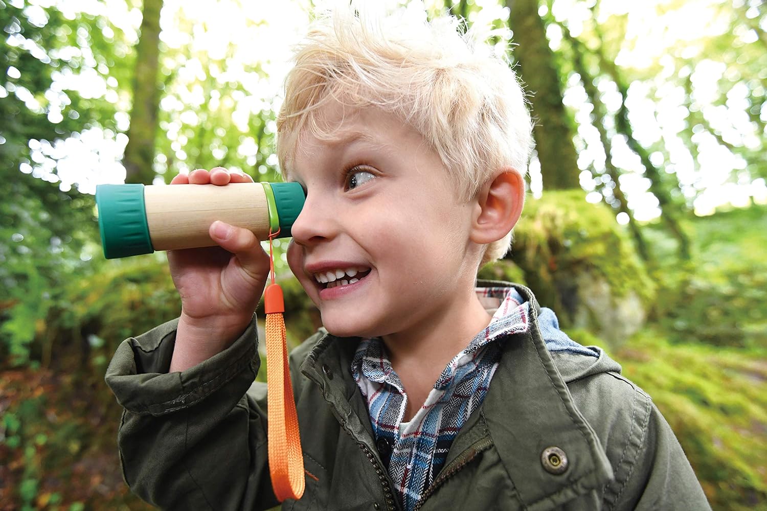 Childrens Telescope, Sustainable Toys, Hape Nature Fun Adjustable Telescope, 8x Zoom, Made From Bamboo. 3 years +