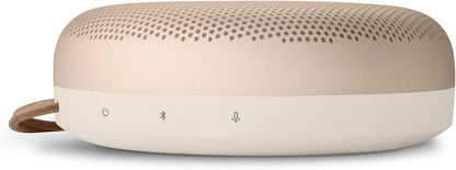 Bang & Olufsen Beosound A1 (2e generatie) draagbare waterdichte bluetooth-luidspreker met microfoon, Gold Tone Goud