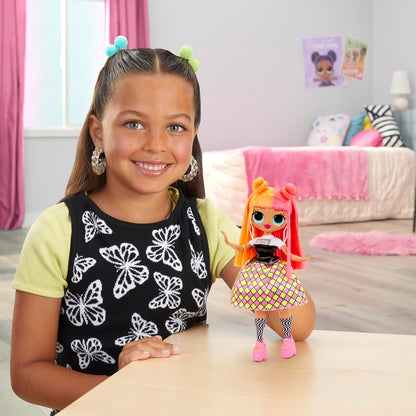 L.O.L. Surprise! OMG Modepuppe - Neonlicious - Mit Zahlreichen Überraschungen, Einschließlich Wandelbarer Mode und Fabelhaften Accessoires - Ideal für Kinder ab 4 Jahren