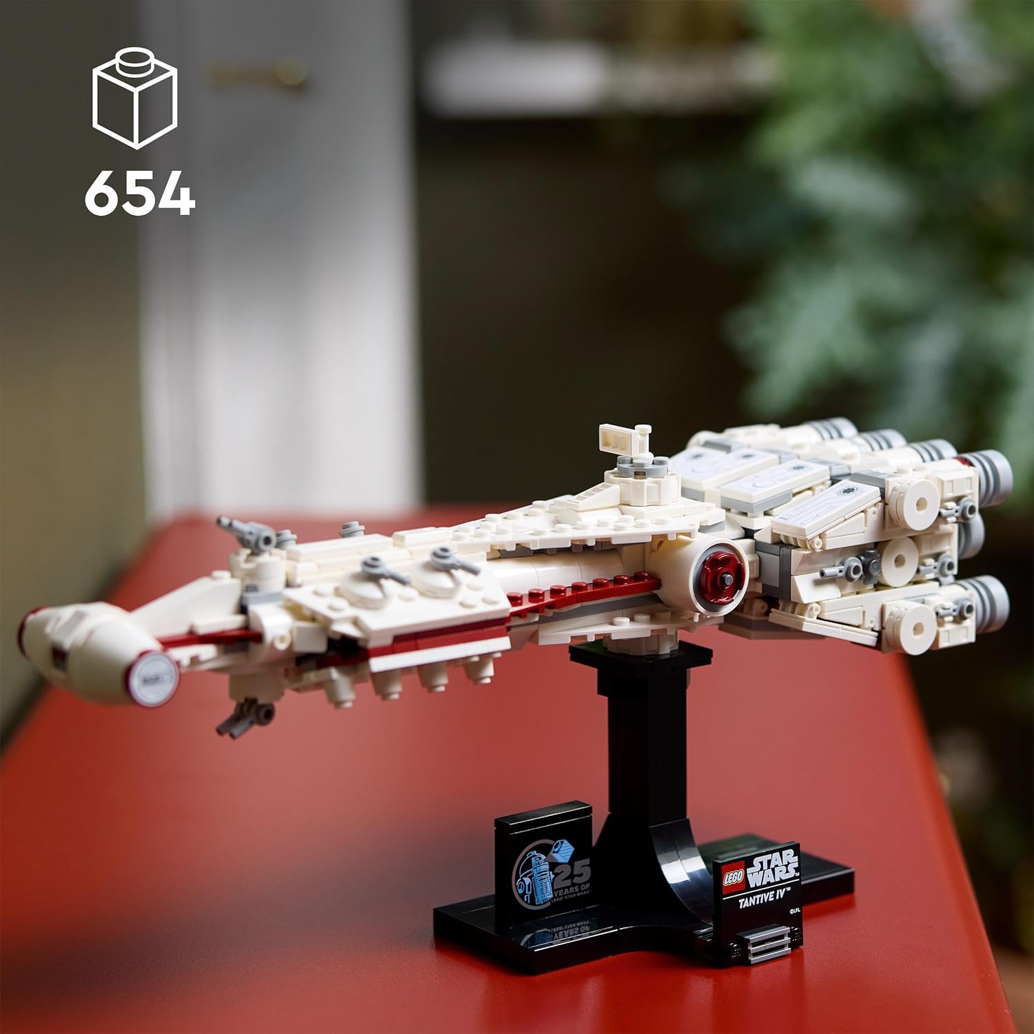 LEGO Star Wars Tantive IV Set, Collectible 25th Anniversary Starship Model Kit for Adults to Build, Iconic Vehicle from A New Hope, Memorabilia Home, Office Décor Gifts for Men, Women & Fans 75376