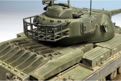 Dragon Models British Heavy Tank Conqueror Model Kit (1/35 Scale