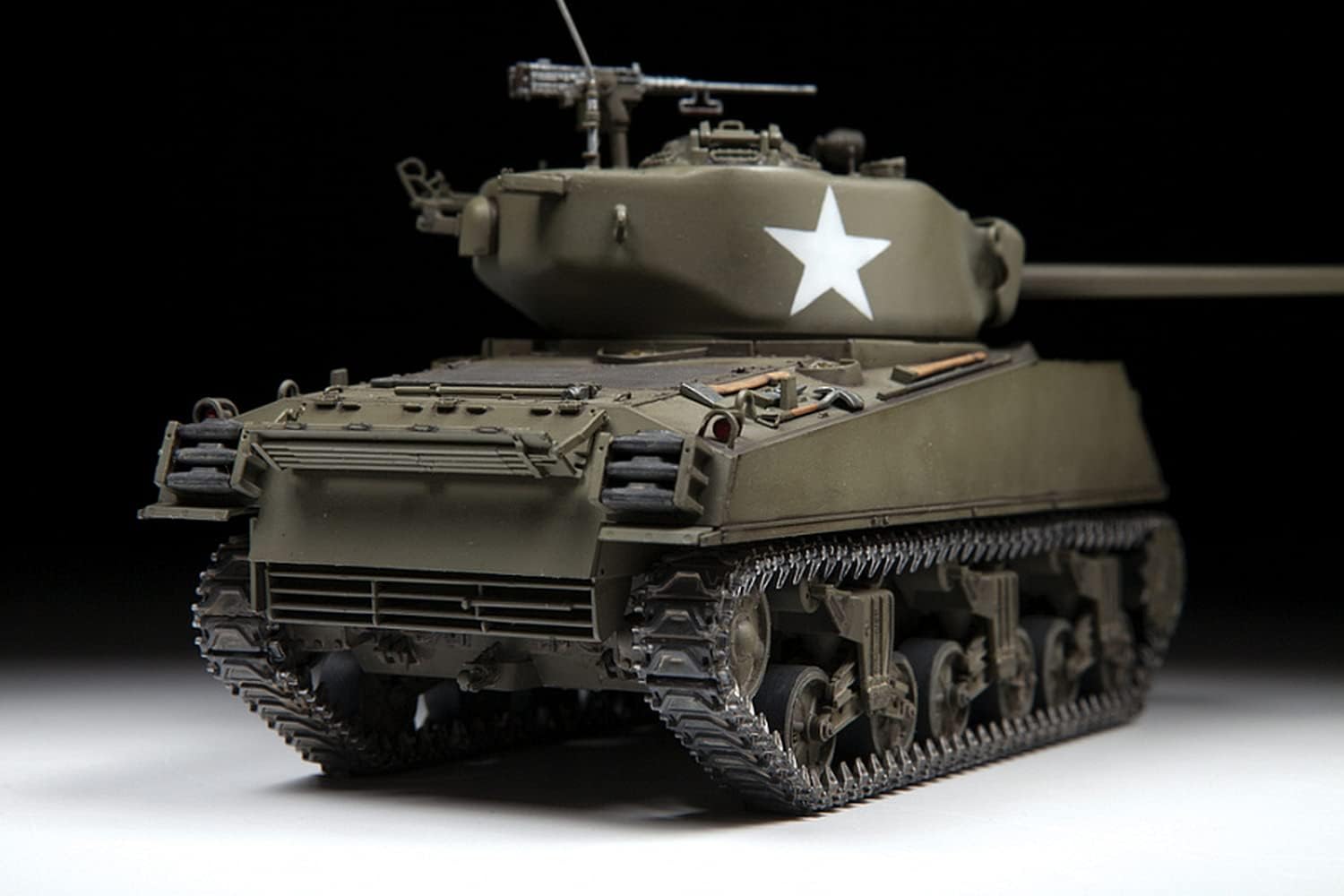 Zvezda 3676 1:35 M4A3 (76) W Sherman Model, Plastic Kit for Assembly, Detailed Replica, Unvarnished