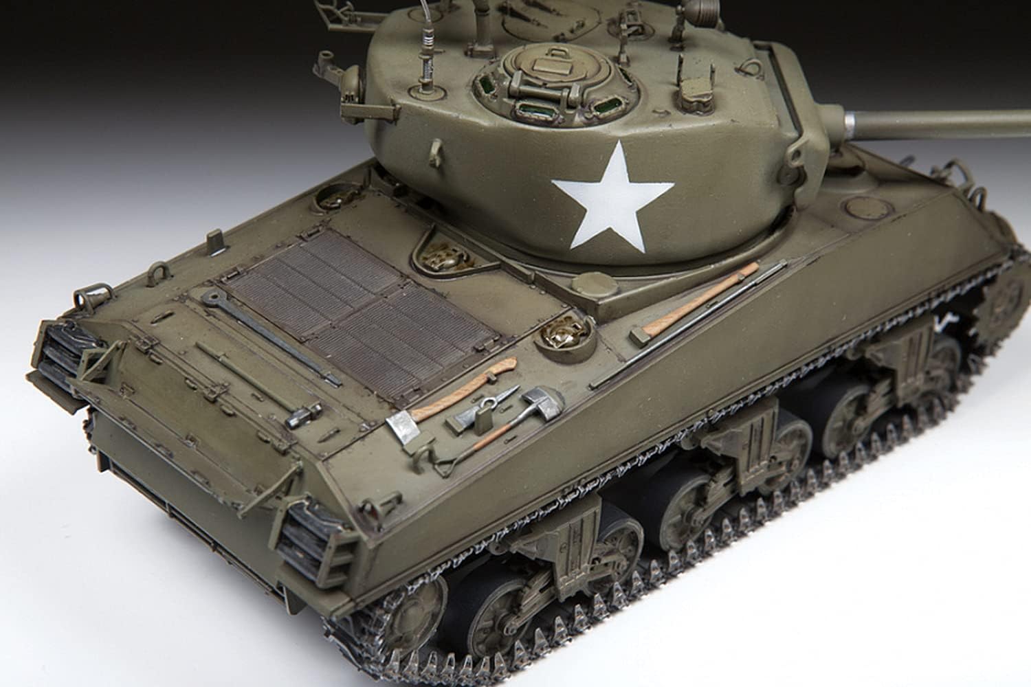 Zvezda 3676 1:35 M4A3 (76) W Sherman Model, Plastic Kit for Assembly, Detailed Replica, Unvarnished